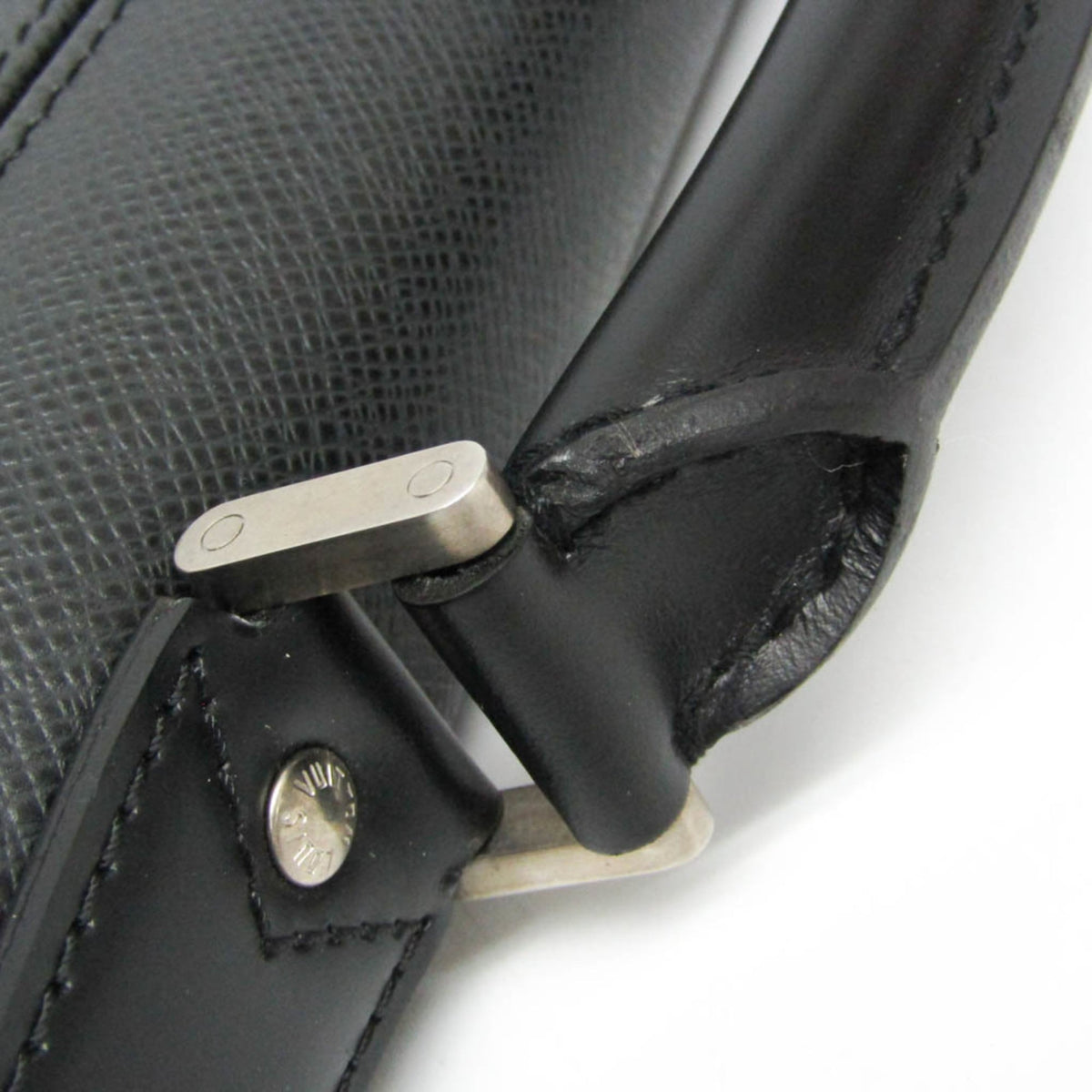 Louis Vuitton Serviette Robusto · Taiga