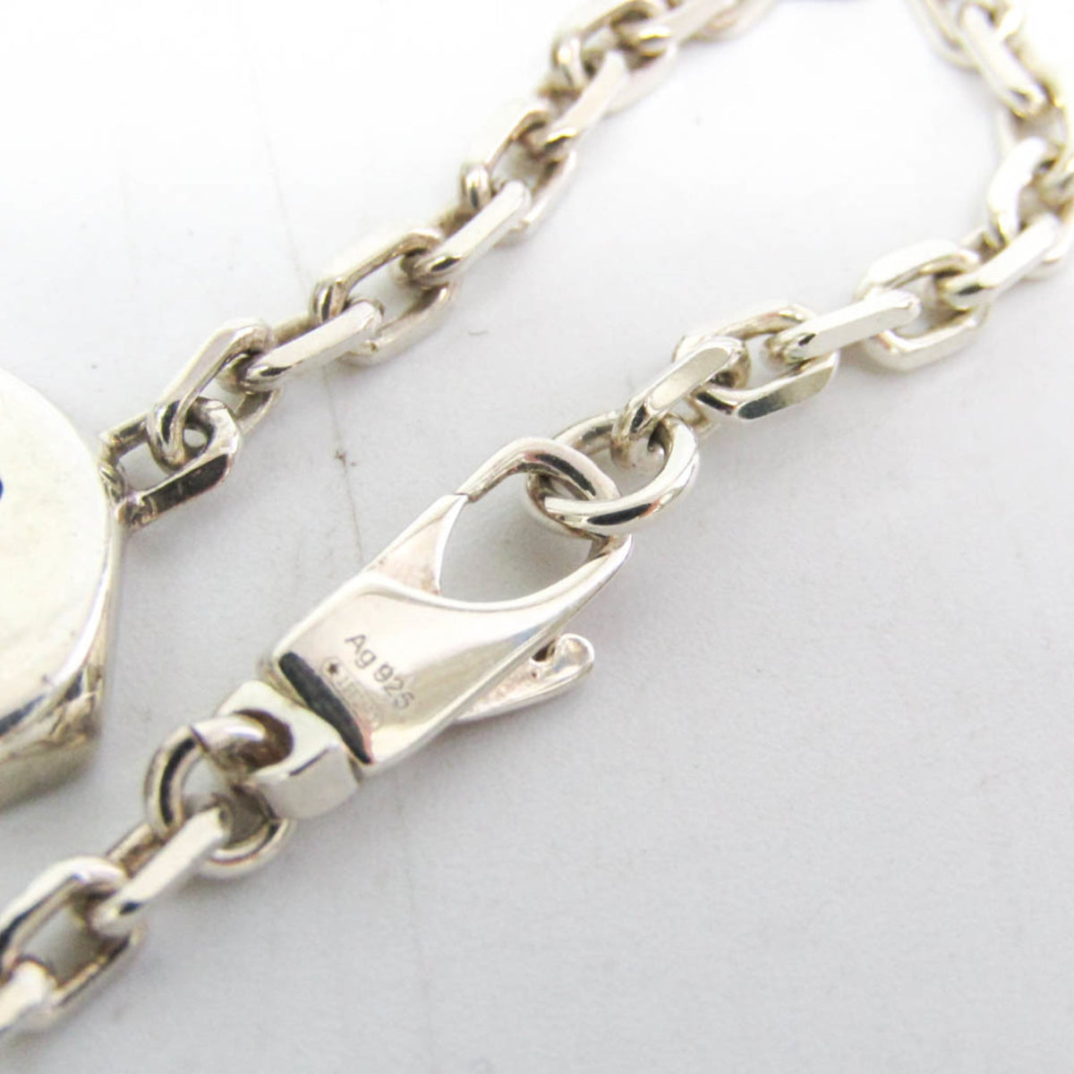 Gucci Hexagon · Sterling Silver