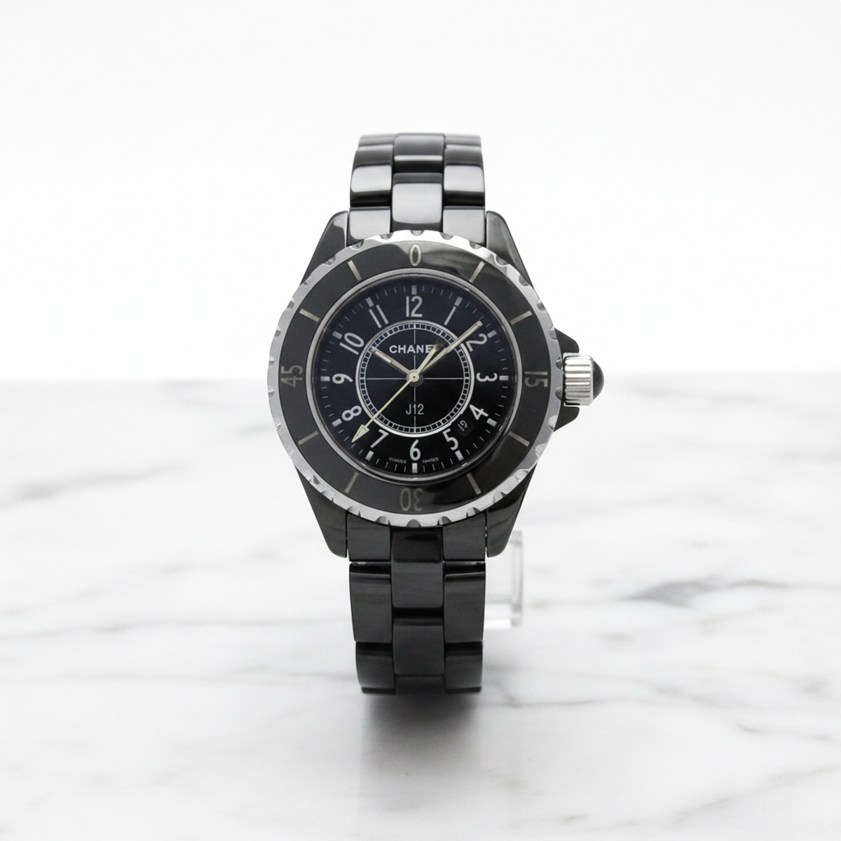 Chanel J12 · Ceramic · Quartz
